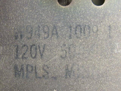 Honeywell W949A 10091 120V 50/60 Hz. Auto/Manual  Control