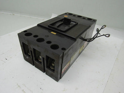 Mitsubishi Electric NF225-G 120 Amp 3 Pole Circuit Breaker W/Auxiliary Switch