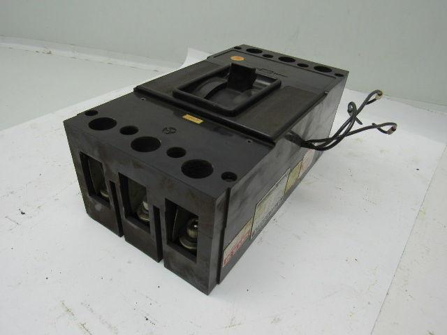 Mitsubishi Electric NF225-G 120 Amp 3 Pole Circuit Breaker W/Auxiliary Switch