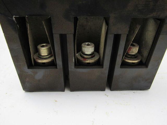 Mitsubishi Electric NF225-G 120 Amp 3 Pole Circuit Breaker W/Auxiliary Switch