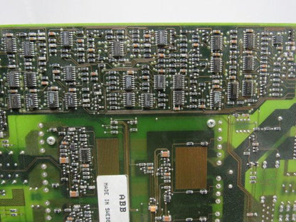 DSQC 236T YB560103-CE/28 Servo Drive Axis Circuit Board Lot/1