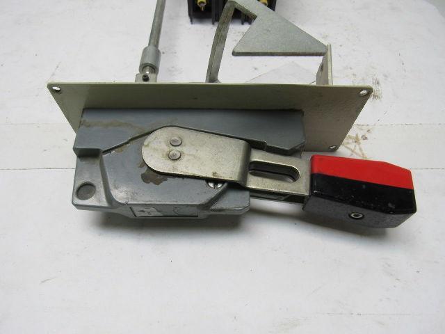 ABB UXAB 727131 R 103 3 Pole 20 Amp 480V Breaker & Disconnect Switch