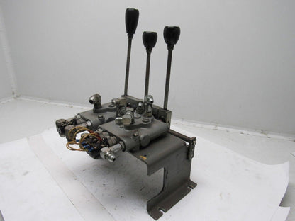 RAYMOND 3 Function Hydraulic Control Module 31-DR25TT Forklift