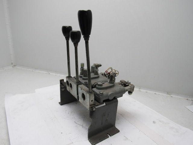 RAYMOND 3 Function Hydraulic Control Module 31-DR25TT Forklift