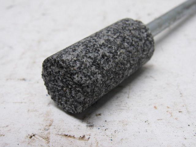 Grier Abrasives 3/4x1-1/2x7-1/2"OAL Mandrel Mounted Grinding Point Gray 50 Pcs