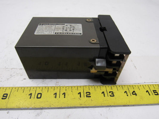Fuji Electric :48M ATM2P Motor Timer 0-6 Seconds w/Base Recept