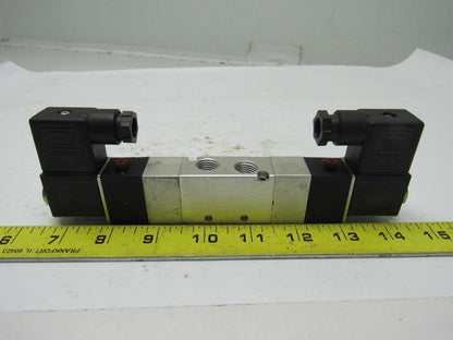 Hyvair SV204-543B-110A-SR Pneumatic Air Valve 110 VAC Solenoid 1/2" Ports