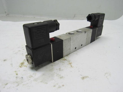 Hyvair SV204-543B-110A-SR Pneumatic Air Valve 110 VAC Solenoid 1/2" Ports