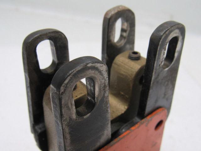 Brass Pick & Place Robotic Gripper 4-13/16" OAL 5/8" T-Slot