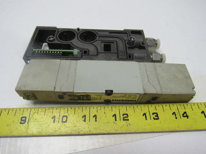 Numatics 051BB400M000061 Pneumatic Air Solenoid Valve 24 VDC W/Manifold Base