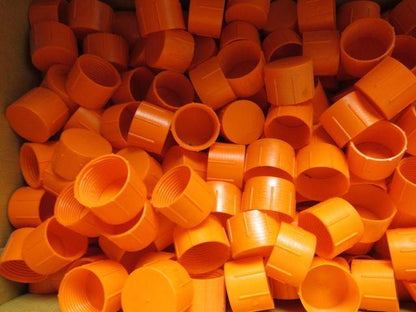 Niagara Plastics TC-16 Threaded Plastic Caps 1-5/16-12 Lot of 693