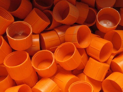 Niagara Plastics TC-16 Threaded Plastic Caps 1-5/16-12 Lot of 693