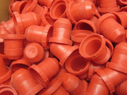 Niagara Plastics PD-121 Caplugs Threaded Plastic Plugs 1-1/16-14 Lot of 200