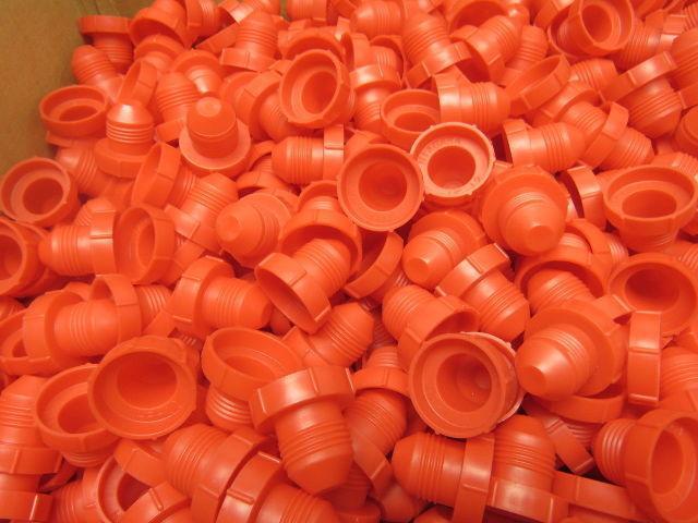 Niagara Plastics HF-12 Threaded Plastic Plugs 7/8-14 Lot of 2439