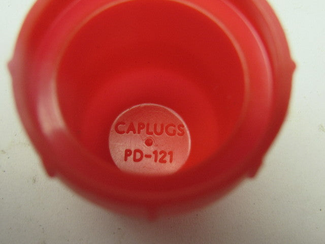 Niagara Plastics PD-121 Threaded Plastic Plugs 1-1/16-14 Lot of 1303