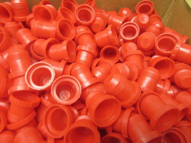 Niagara Plastics PD-121 Threaded Plastic Plugs 1-1/16-14 Lot of 1303