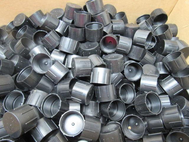 Niagara Plastics TC-14 Threaded Plastic Caps 1-1/16-14 Lot of 1438