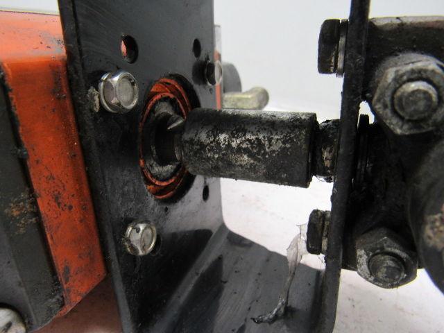 Worchester Controls Series 39 Model 10 Pneumatic Actuator W/1/2" NPT 3-Way Valve