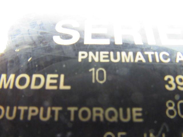 Worchester Controls Series 39 Model 10 Pneumatic Actuator W/1/2" NPT 3-Way Valve