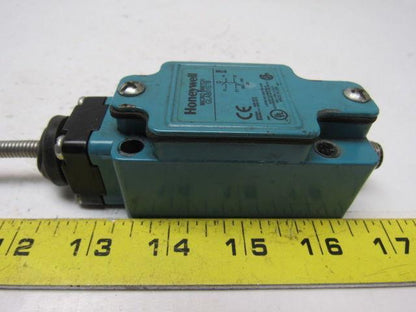 HONEYWELL GLAB01E7B Limit Switch W/ Wobble Coil Actuator Lot/2