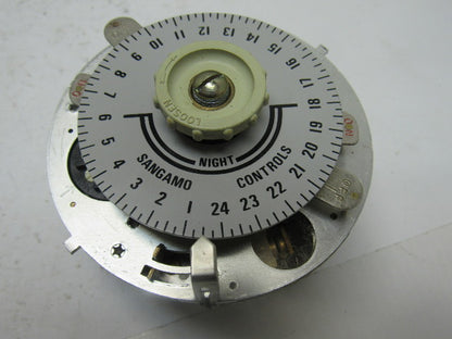 Sangamo S254 2 171E 3 Pin 24 hour Time Switch Analog /Mechanical 200/250V 50Hz