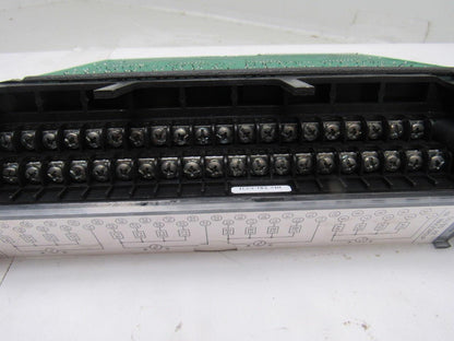 GE Fanuc IC697MDL340H Series 90-70 Output Module Slot Rack Card