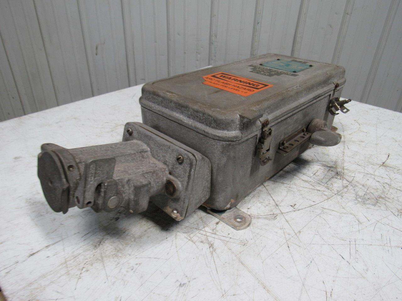 Crouse-Hinds WSR6352 Mod 82 60A 600V Arktite Fusible Interlock Switch Receptacle
