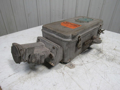 Crouse-Hinds WSR6352 Mod 82 60A 600V Arktite Fusible Interlock Switch Receptacle