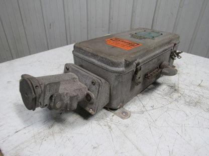 Crouse-Hinds WSR6352 Mod 82 60A 600V Arktite Fusible Interlock Switch Receptacle