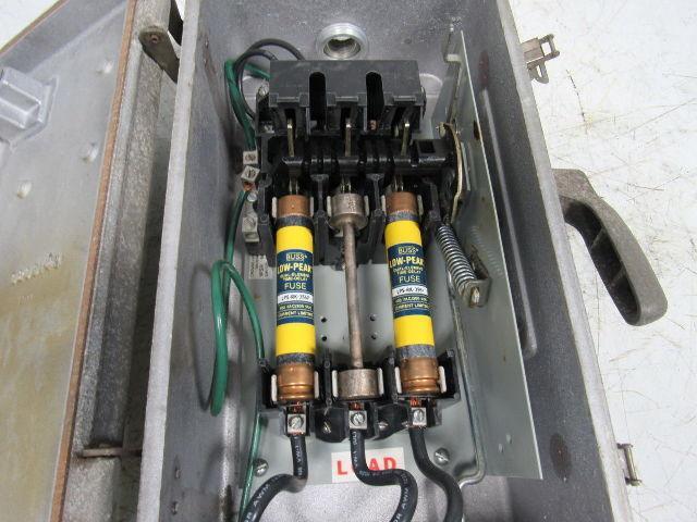 Crouse-Hinds WSR6352 Mod 82 60A 600V Arktite Fusible Interlock Switch Receptacle