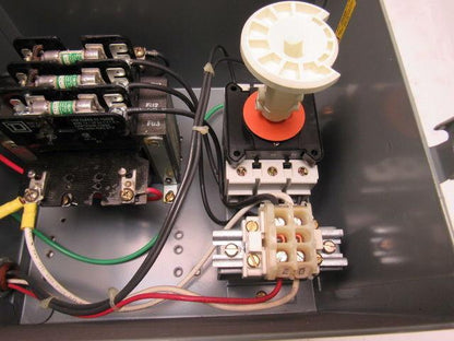 Square D SK250G1 Ser A Class 9070 Transformer Disconnect 230/460V Pri 115V Sec.