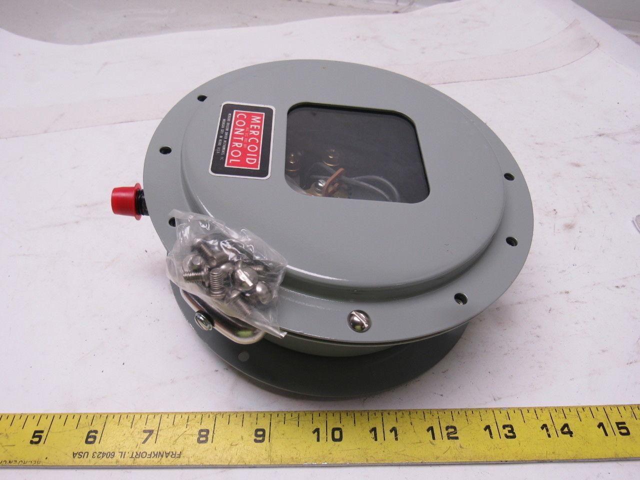 Mercoid DAW-523-3-115 Pressure Switch 120V/240V Rain Proof Enclosure