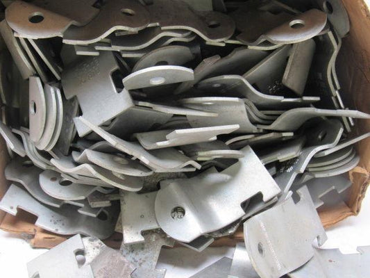 Cooper B-2009 B-Line 3/4" Conduit to Strut Clamp 134 Set of 2 NO BOLT or NUT