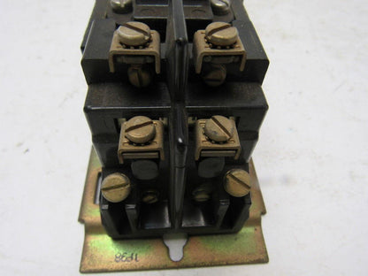 A-B Allen Bradley 700-BR200A1 Series A 2 Pole Control Relay 120V coil