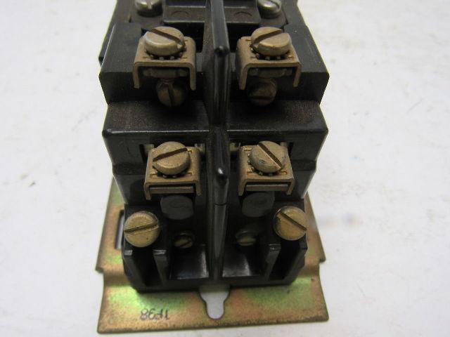 A-B Allen Bradley 700-BR200A1 Series A 2 Pole Control Relay 120V coil