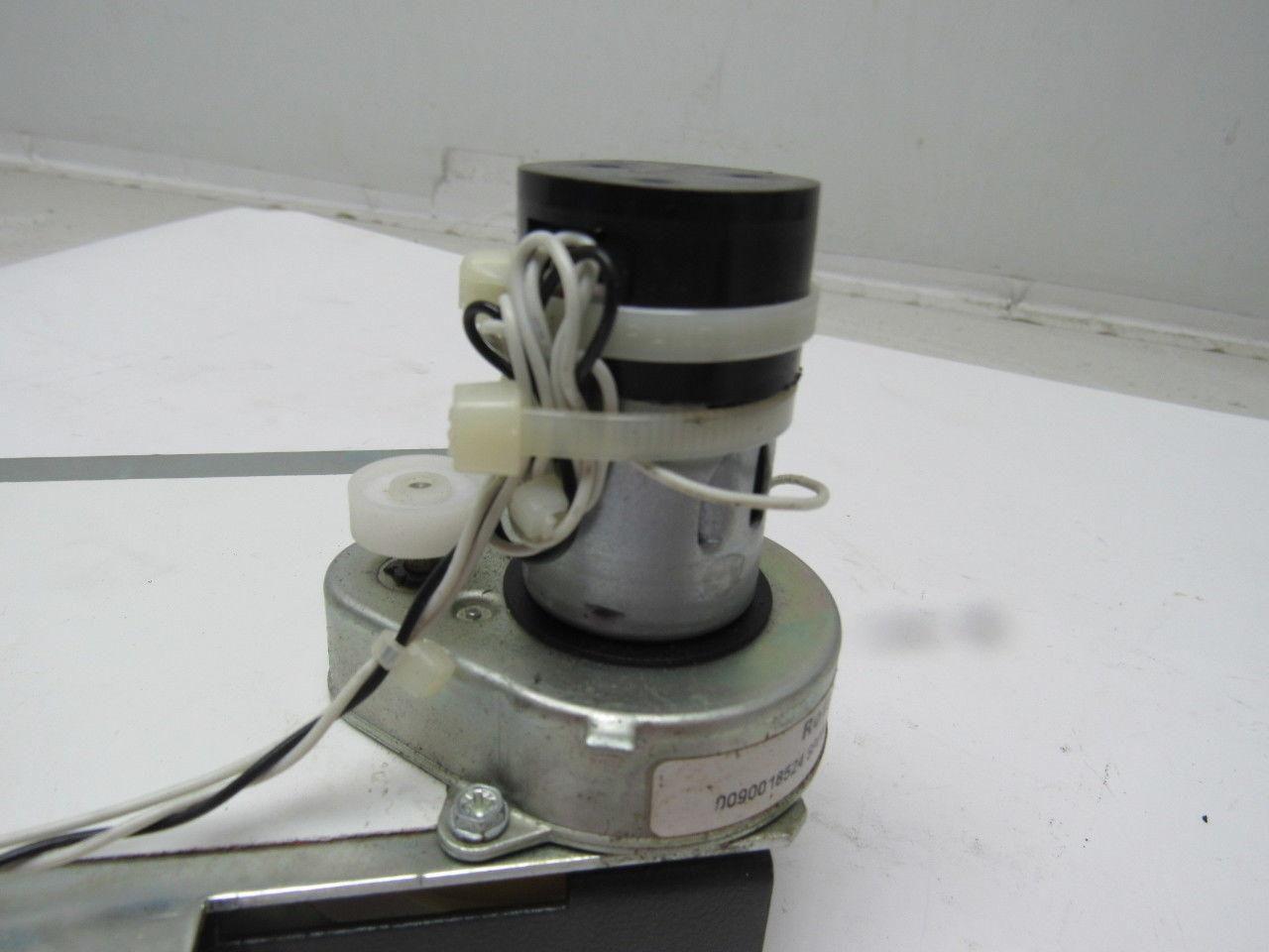 NCR 445-0672931-055 Cash Shutter Assembly