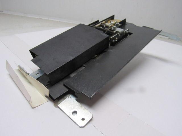 NCR 445-0672931-055 Cash Shutter Assembly