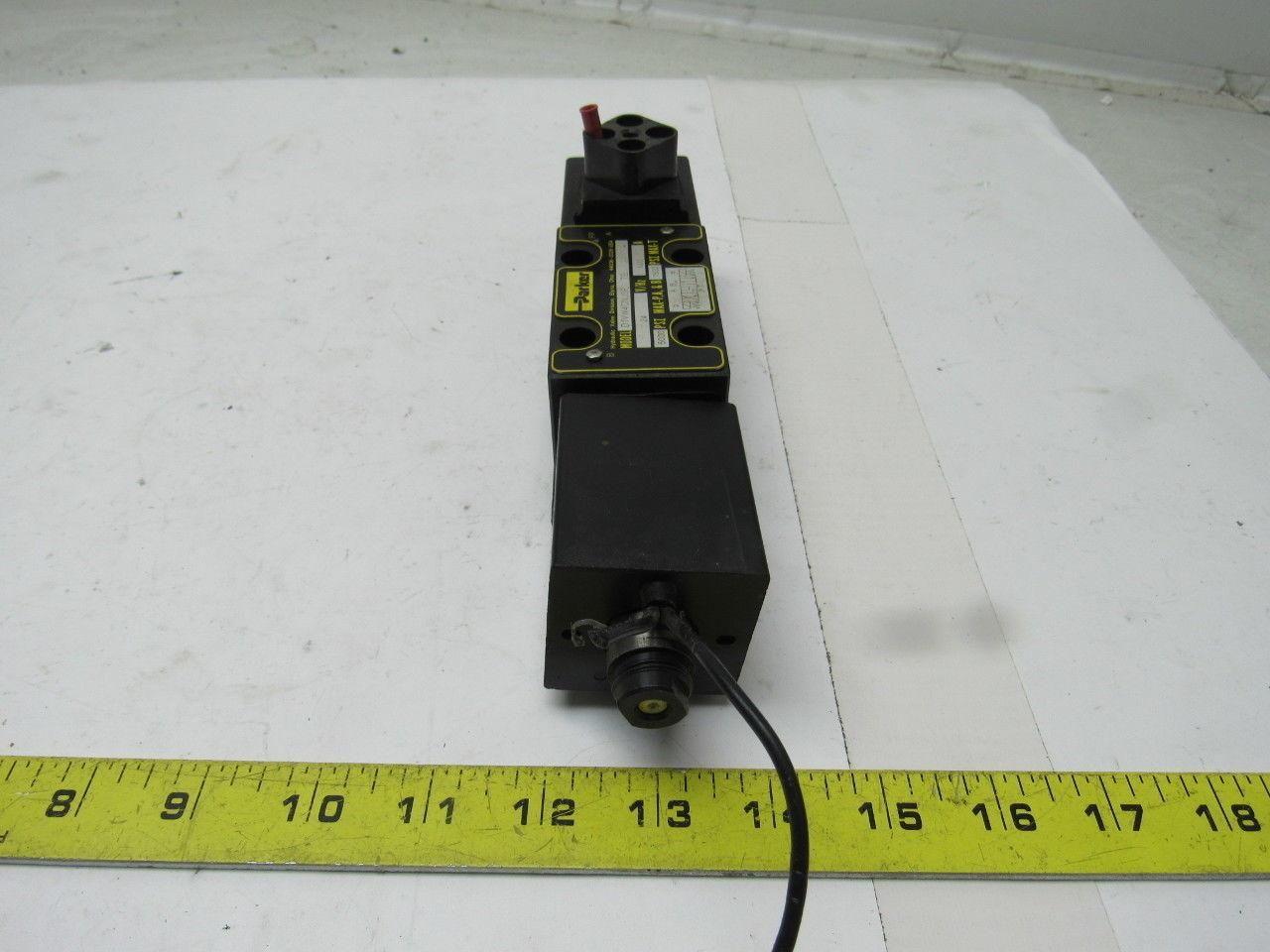 Parker D1VW4CNJSF 72 Hydraulic Directional Control Solenoid Valve  24V 5000PSI