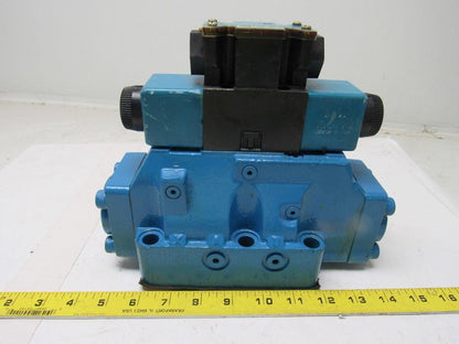 Vickers DG5S-8-6C-M-FW-B5-30 Hydraulic Valve W/DG4V-3S-6C-M-FW-B5-60 Pilot Valve