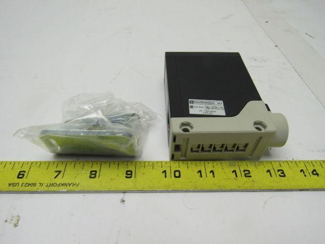 Telemecanique XUET010315H7 Photoelectric Sensor 24-240V AC/DC