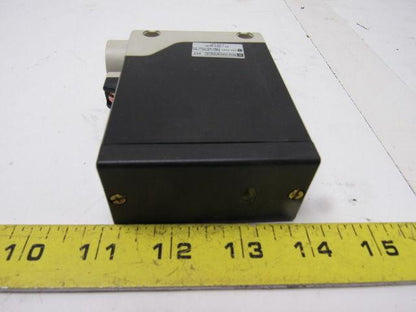 Telemecanique XUET010315H7 Photoelectric Sensor 24-240V AC/DC