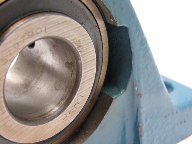 MB MFG 3797901 C-06 Pillow Block Bearing 2 Bolt 61/64" Bore