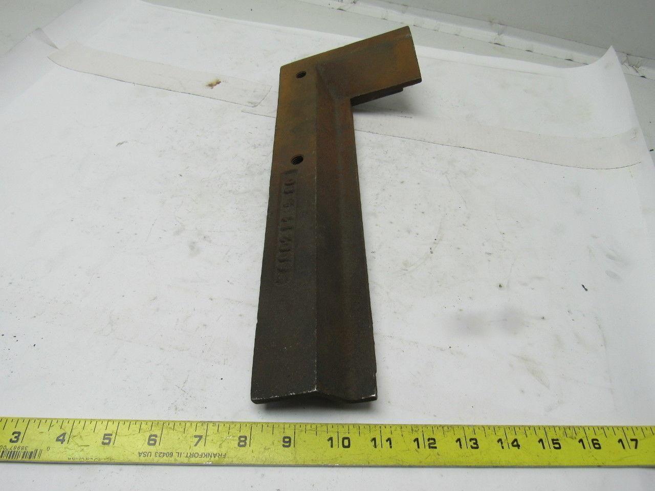 S6002 P1 580 Shot Blaster Machine Wheel Opening Wear Plate Repair Part