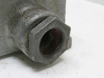 CROUSE HINDS EFDC 31105 120/240 VAC Explosionproof Circuit Breaker 20A  1" Hubs