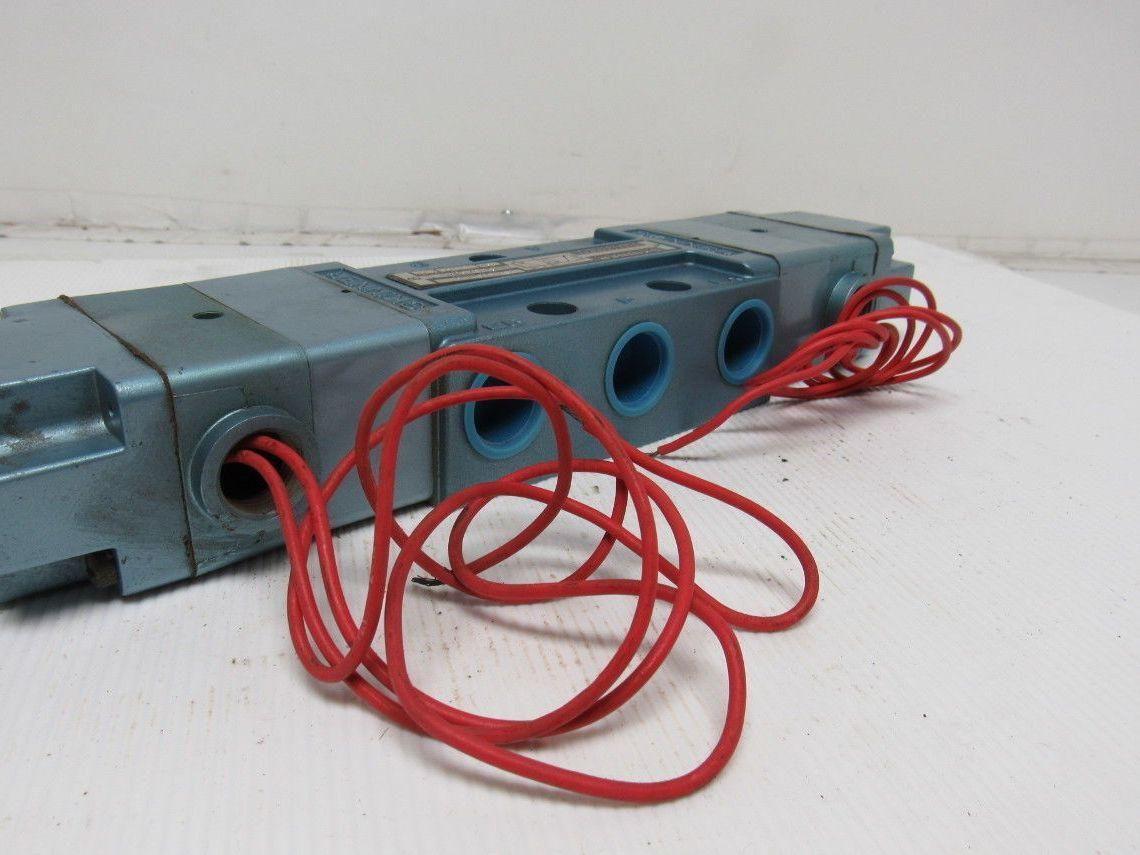 Skinner S4KKCAL5 Pneumatic 120V Directional Control Valve 3/4"