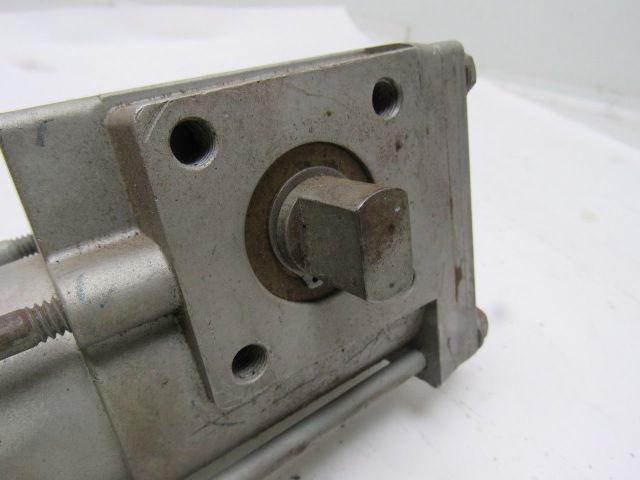 Dyna-Quip AP3S/VH12TC2B Pneumatic Actuator W/ 3/4" NPT Ball Valve