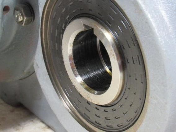 SEW-EURODRIVE FAZ57DT71D6-KS Gear Motor .33HP 3PH 230/460V 157.09:1 Ratio