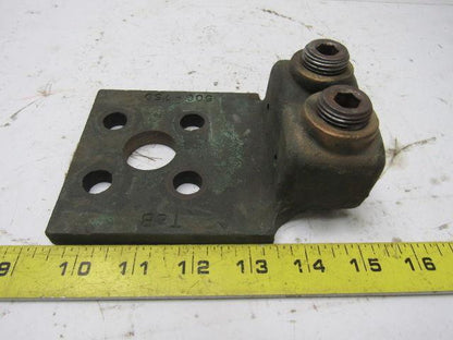 T&B Thomas & Betts Double Barrel Lug Connector For Conductor 500-750