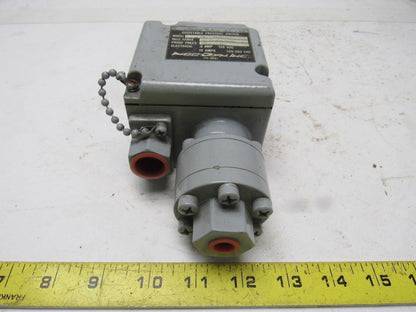 NEO-DYN Inc 100P13CC3A Pressure Switch  10 to 150 Psi  .5A/125VDC 10A/125/250V