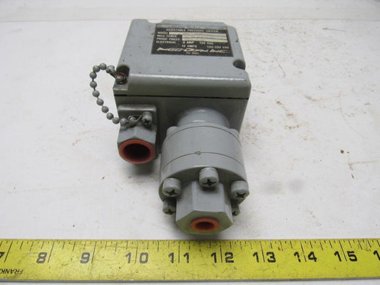 NEO-DYN Inc 100P13CC3A Pressure Switch  10 to 150 Psi  .5A/125VDC 10A/125/250V